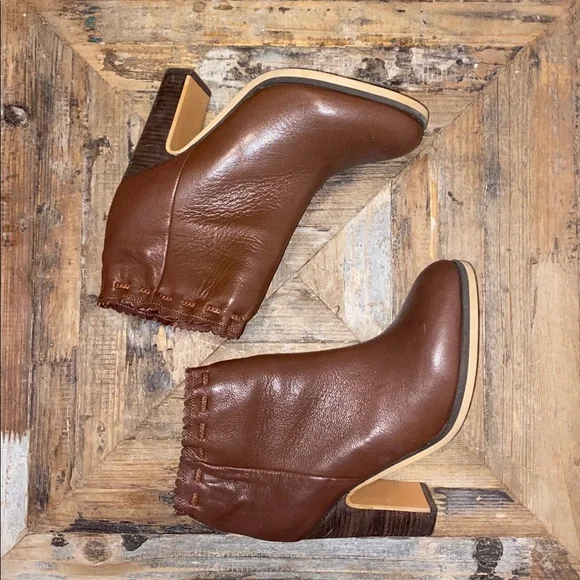 See by Chloe Jane ankle bootie